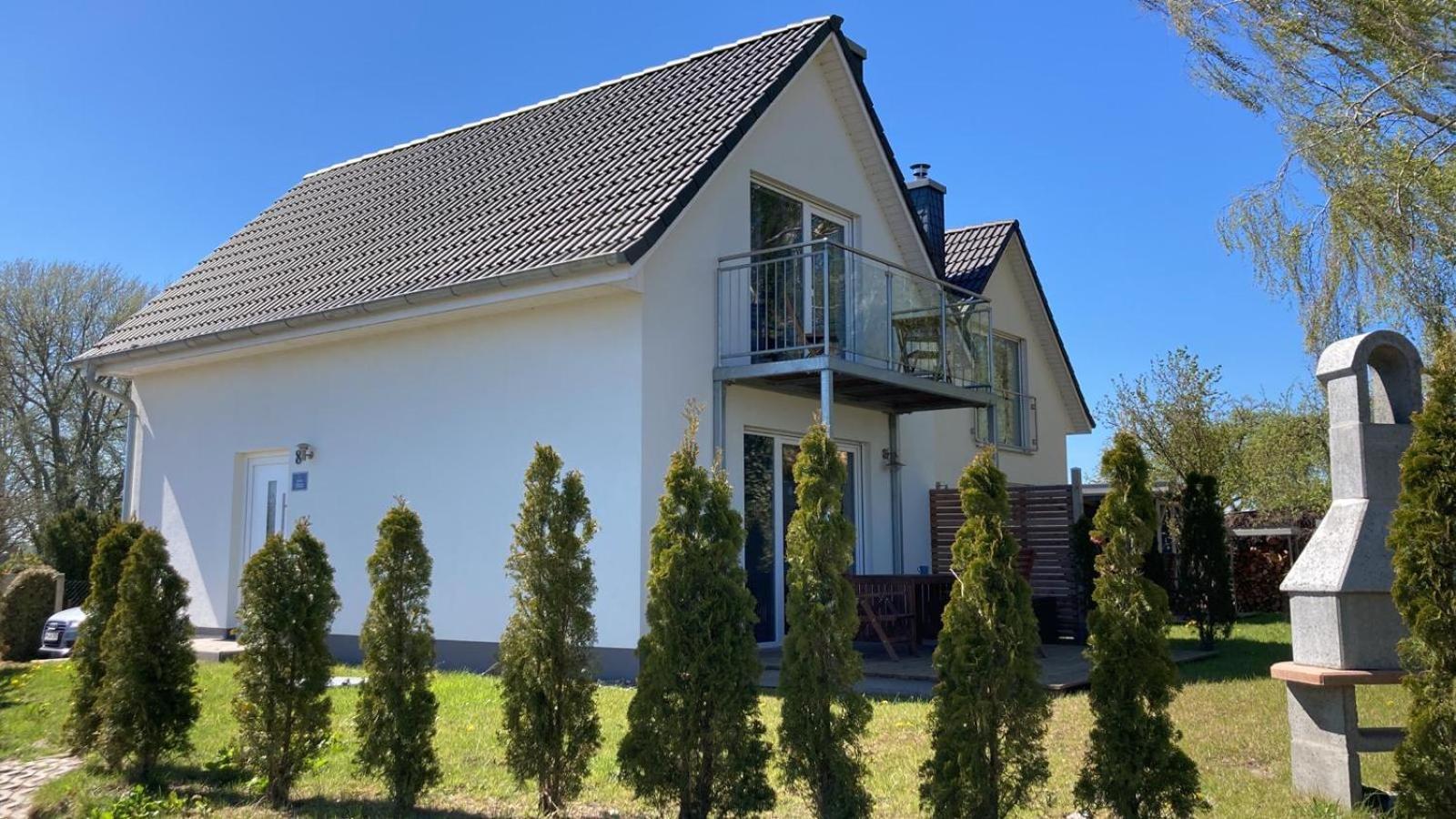Boddenhus Loissin Villa Eksteriør billede